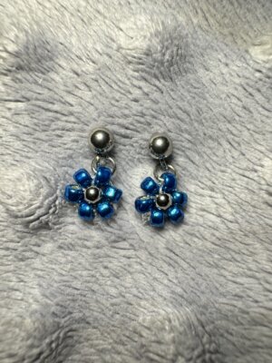 Kolczyki Daisy - electric blue