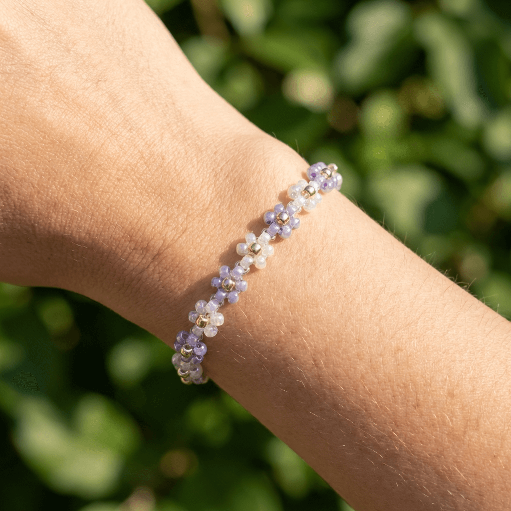 Bransoletka Daisy Kwiatuszki fioletowo-kremowa - obrazek 2