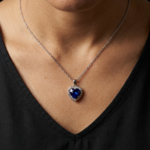 Naszyjnik Crystal Navy Heart- stal chirurgiczna